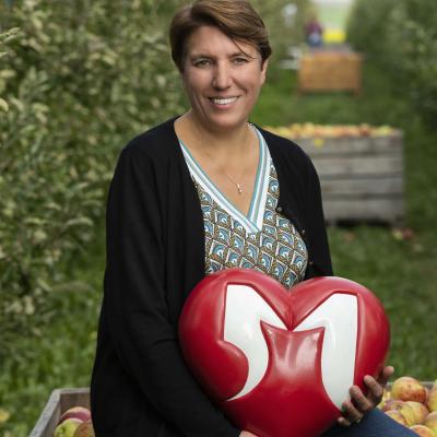 Rencontre avec Elise Gorria, productrice de jus de pomme naturels 